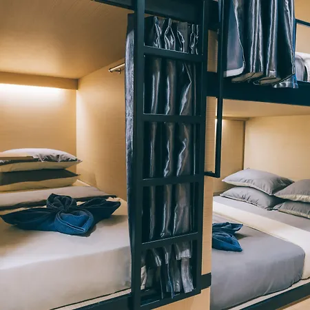 Wanderloft Capsule Hostel-2